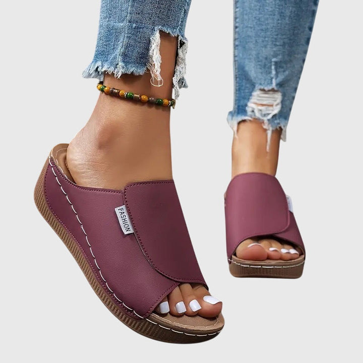 Esther | Wedge Sandalen