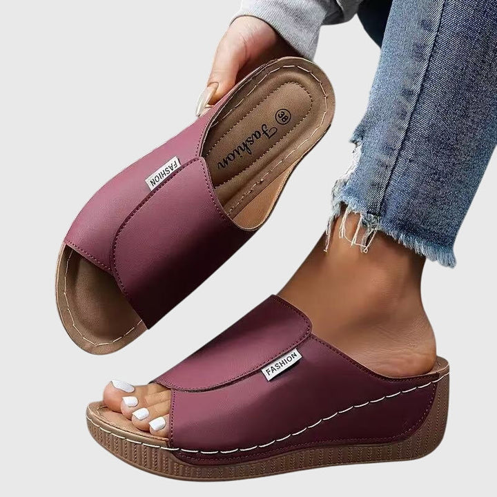Esther | Wedge Sandalen