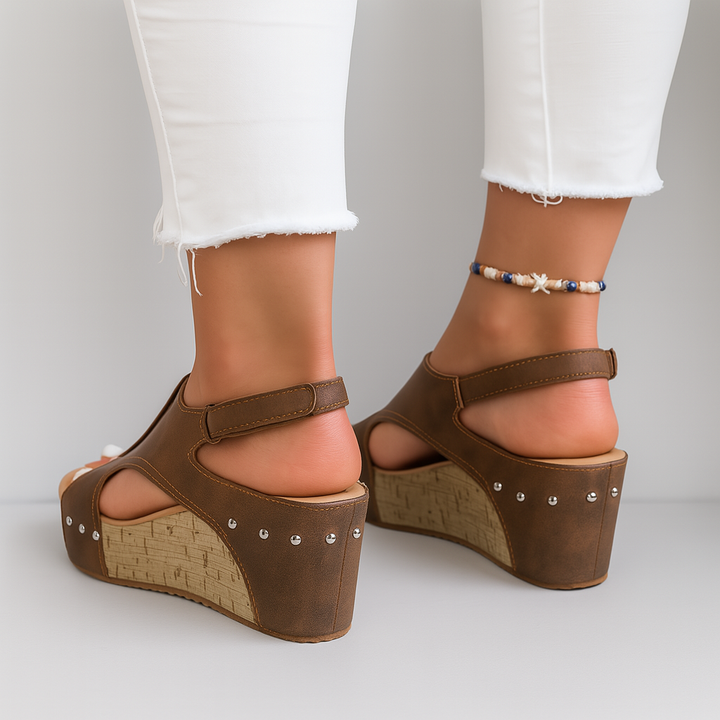 Vicky | Sandalen met Sleehak