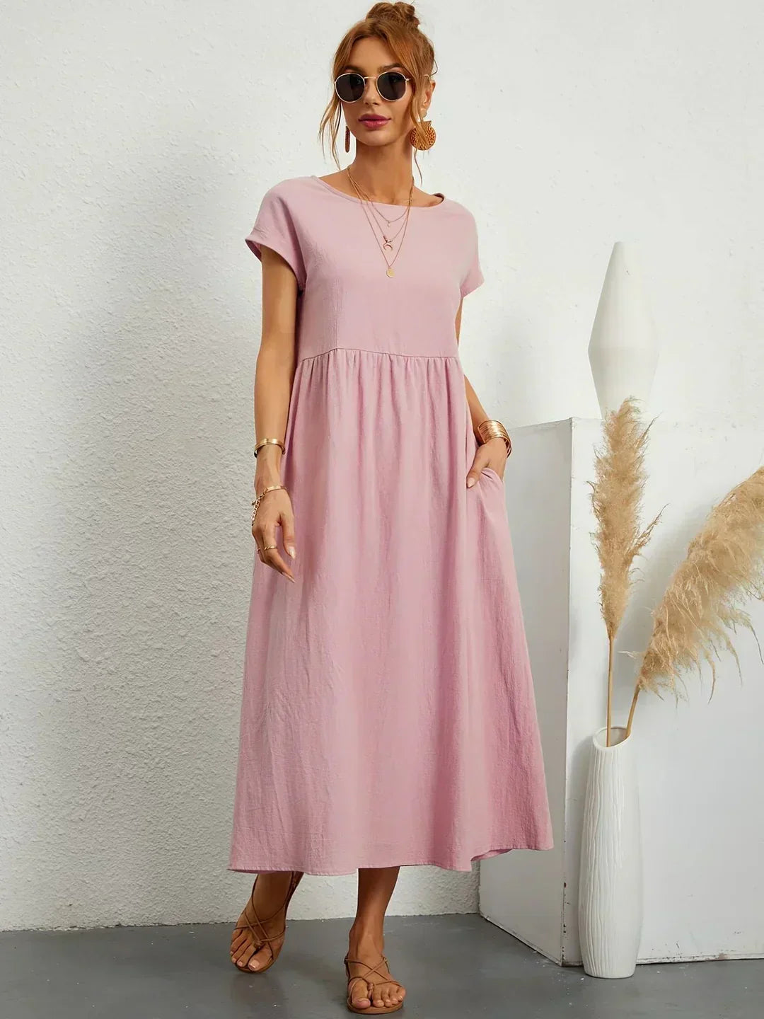 HEIKE | VLOEIEND MIDIKLEID VAN TIJDLOZE ELEGANTIE