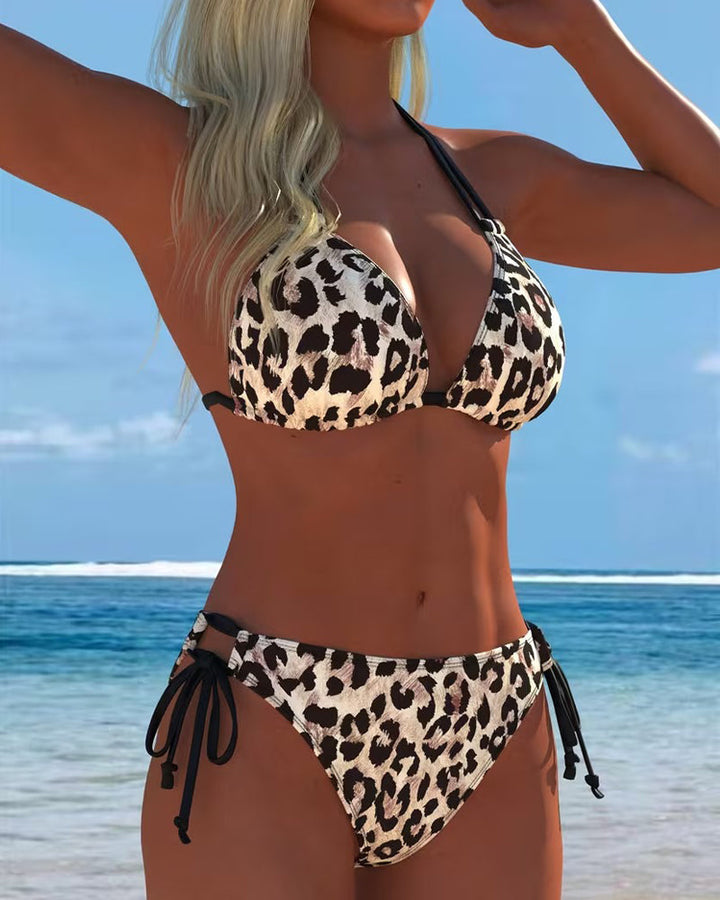 Bikini met Leopardenpatroon Halternek met Bandjes
