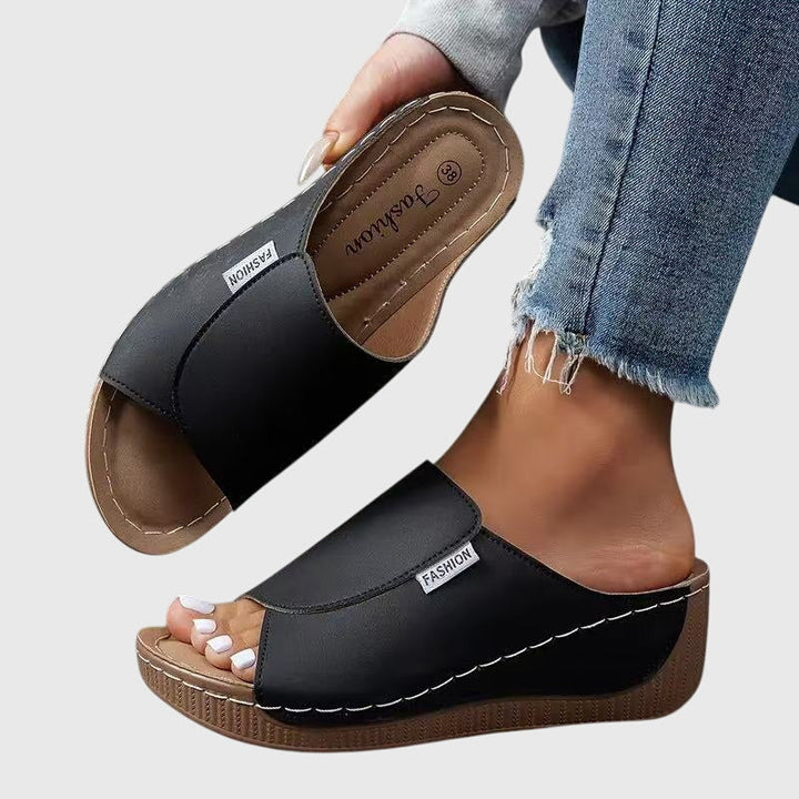 Esther | Wedge Sandalen
