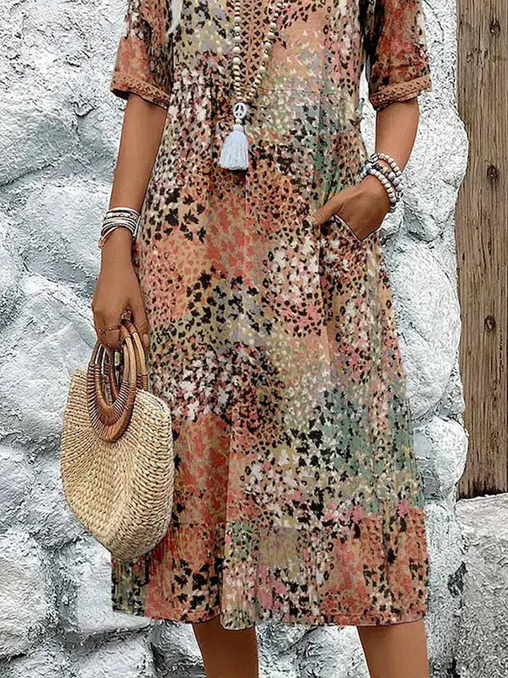 Dorina | V-hals jurk met print