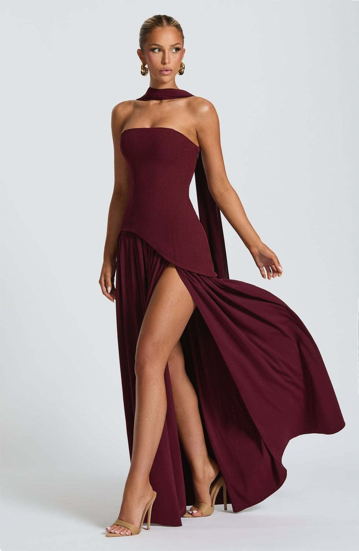 LINA | Strapless Maxijurk met Hoge Split