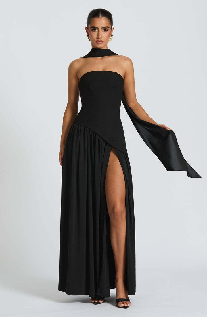 LINA | Strapless Maxijurk met Hoge Split